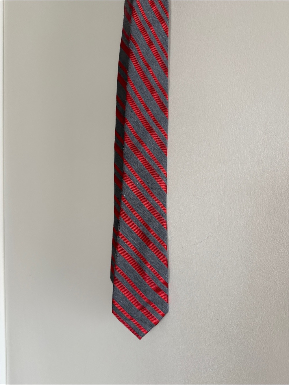 Dkny Red and Gray silk blend Diagonal Stripe Silk Tie